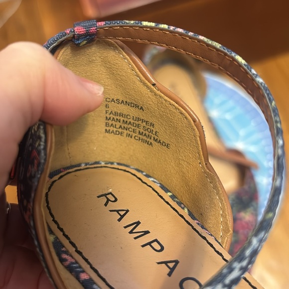 Rampage NEW Women's Casandra Size 6 Floral Flats - Picture 5 of 7